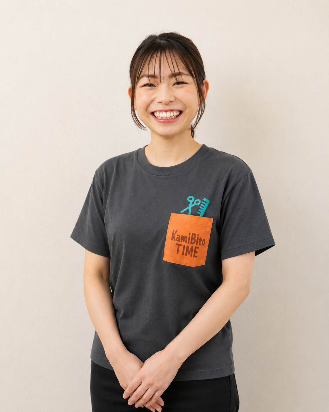 姜山　友里